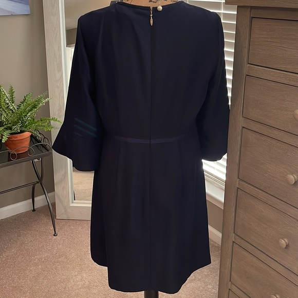 👗NWT👗 - Draper James Solid Keyhole Dress navy blue size 10 - Picture 5 of 13